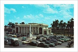 Vista de la Plaza 5 de Mayo en 1950