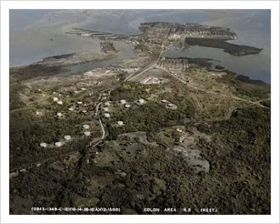 Depósitos de combustible de la Panama Canal Zone hacia 1930