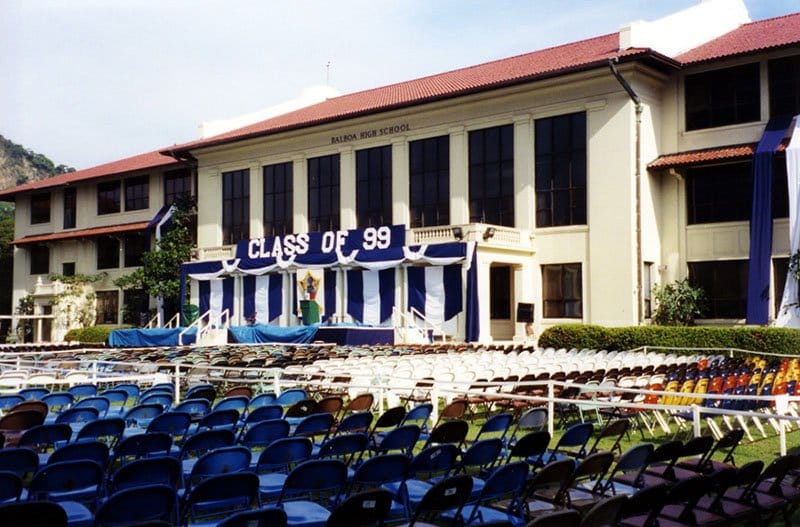 La última graduación en Balboa High School: una despedida histórica en 1999